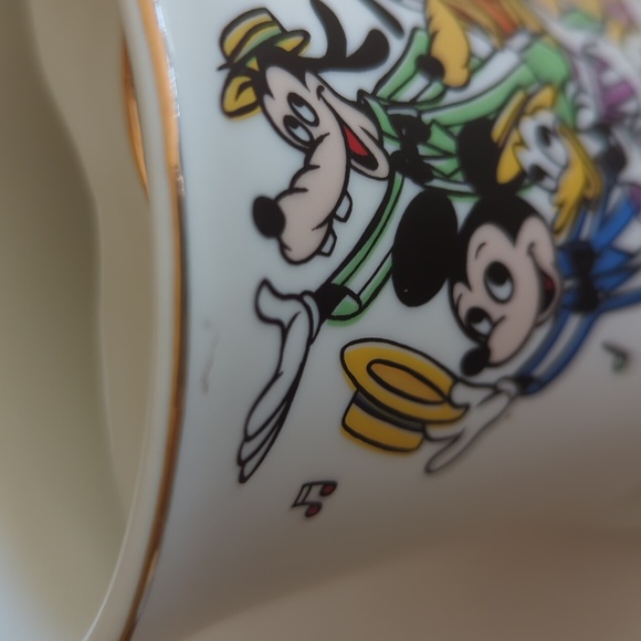 Vtg. Walt Disney Mickey Pluto Goofy Donald Duck Barber Shop Quartet Cup Shaving - Picture 12 of 12